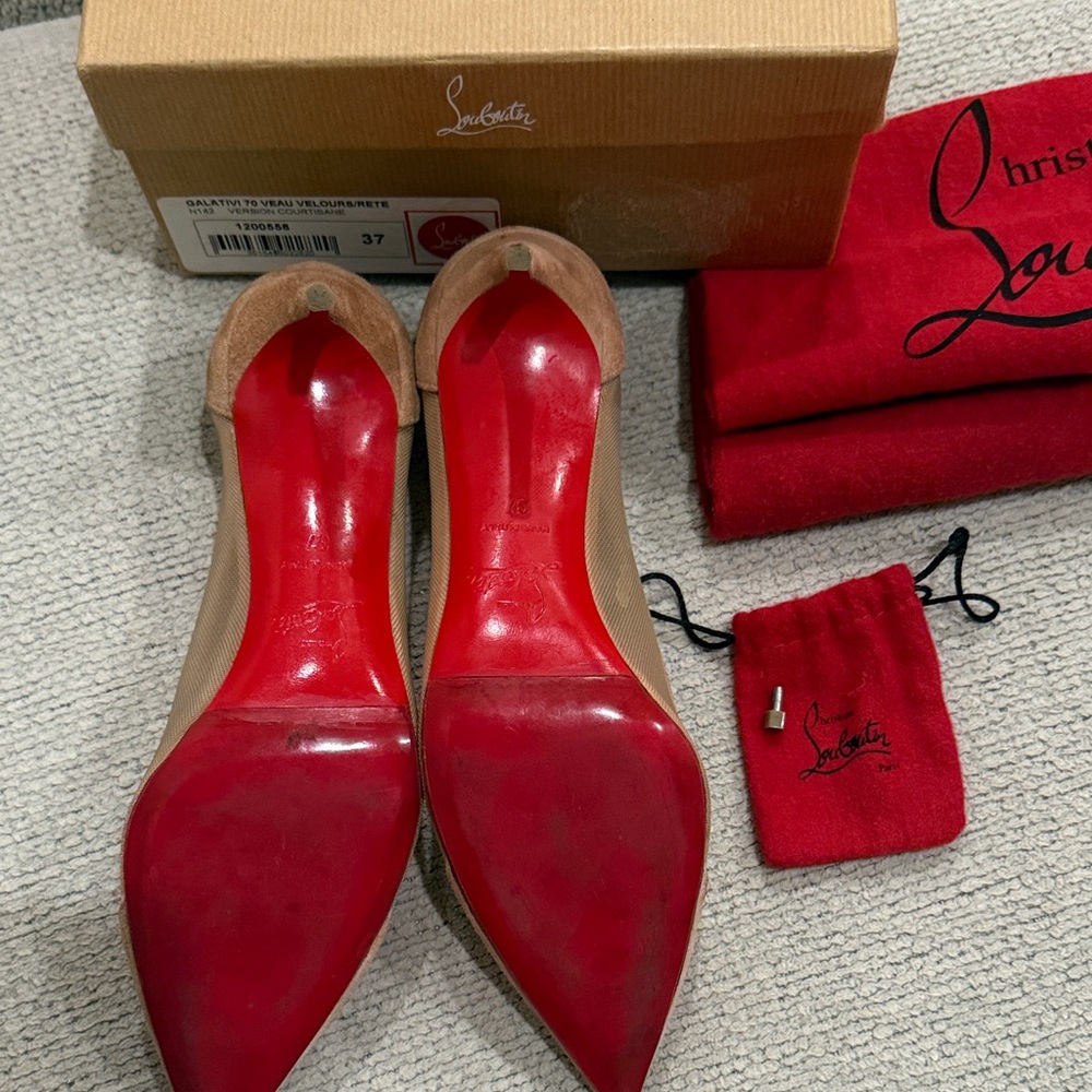 Christian Louboutin Galativi heels 70 with sole protectors great condition - Picture 8 of 16